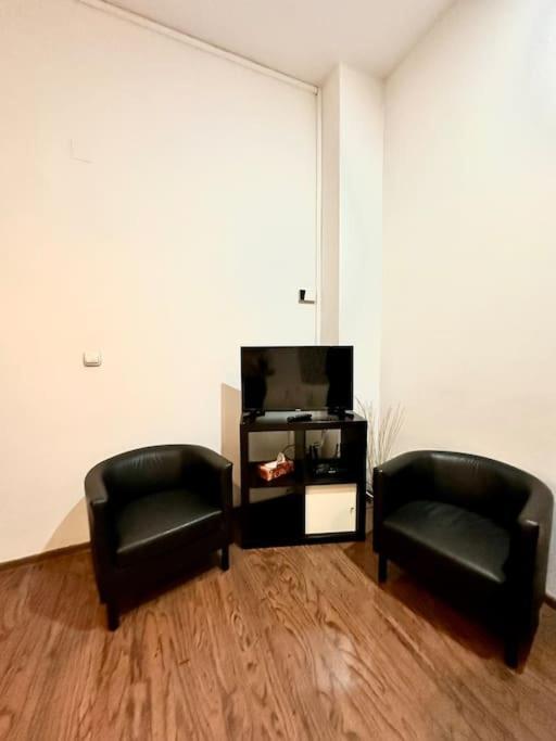 טימישוארה Harmony Homes- Piata Unirii Central Apartament מראה חיצוני תמונה